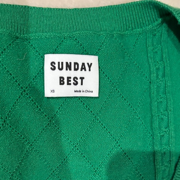 Sunday Best Green Knit V-Neck Tunic - Picture 3 of 7